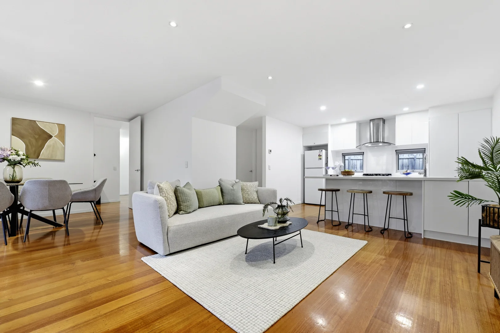 Additional image 8 of 1/30 Warnes Road, Mitcham VIC 3132