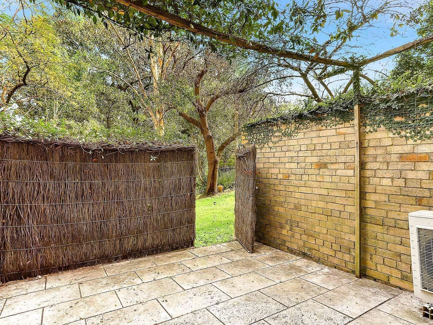 Additional image 3 of 105/8 New McLean Street, Edgecliff NSW 2027