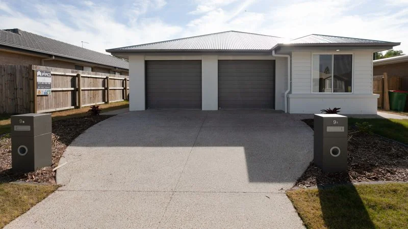 2/9 Daintree Court, Park Ridge QLD 4125