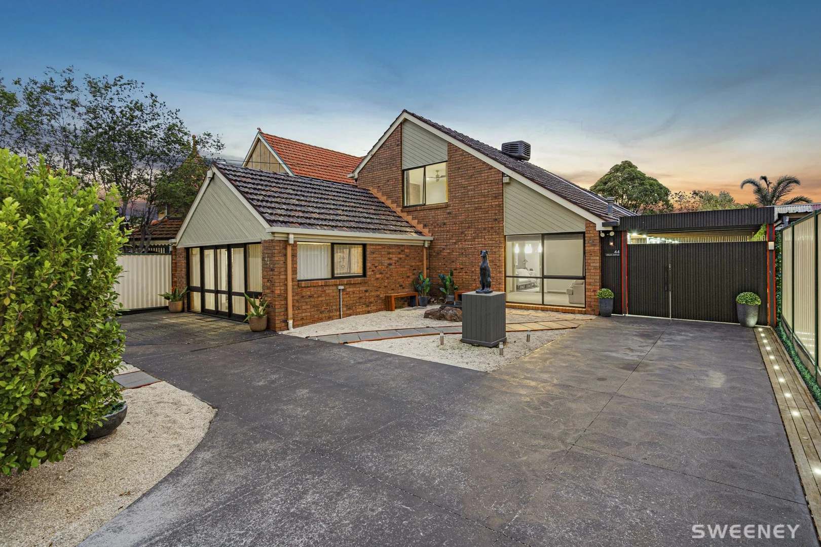 44 Crellin Avenue South, Altona Meadows VIC 3028