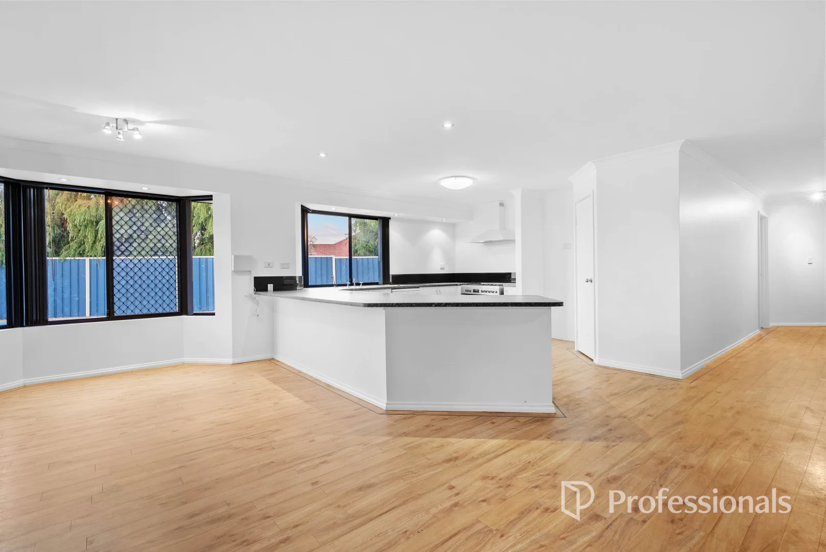 Additional image 8 of 6 Knutsford Crescent, Port Kennedy WA 6172