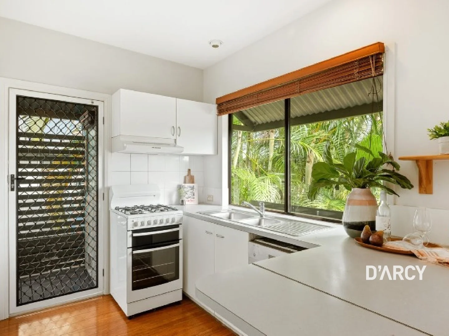 Additional image 3 of 2/23 Woodstock Road, Toowong QLD 4066