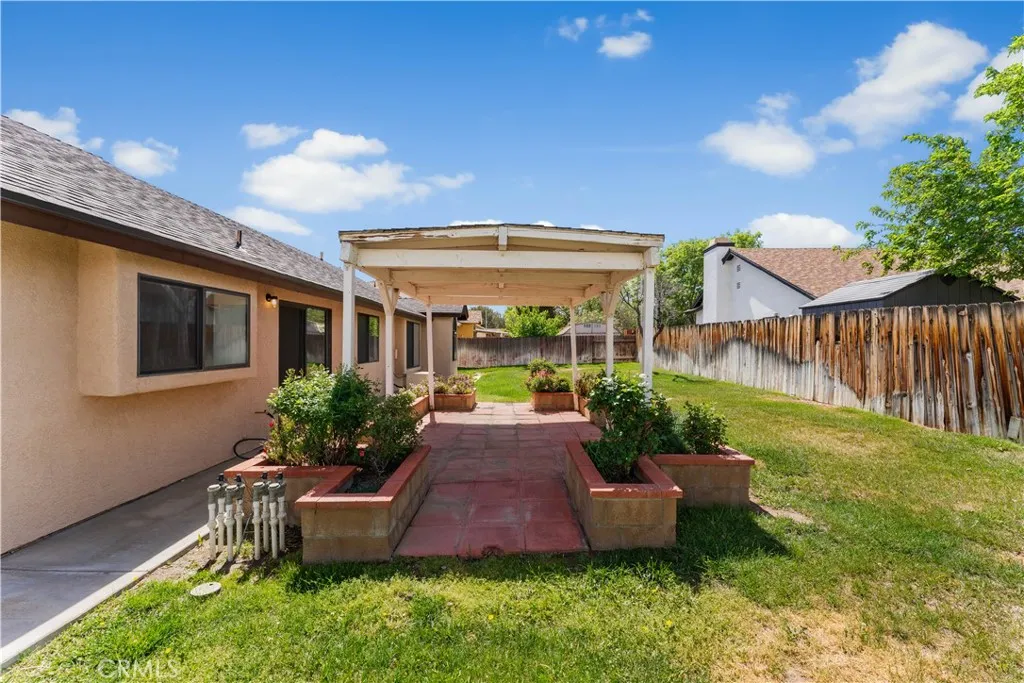 Additional image 33 of 38027 Raintree Ln, Palmdale, CA 93552