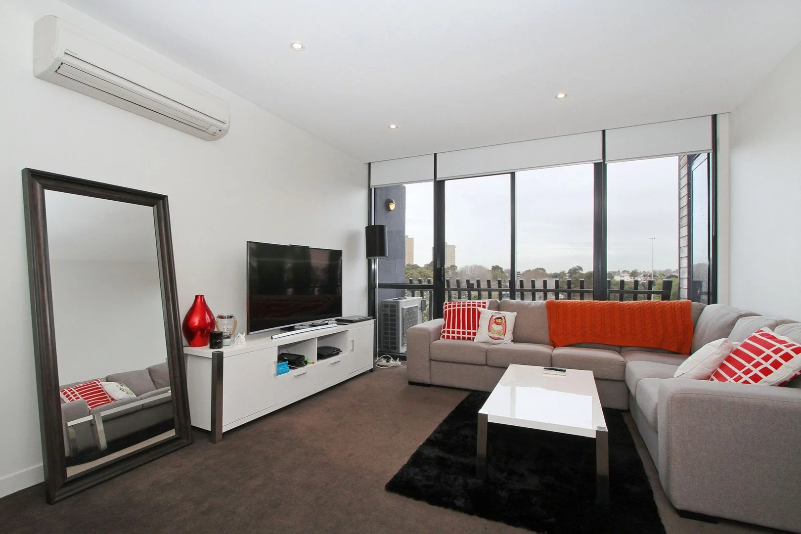 516/66 Mt Alexander Rd, Travancore VIC 3032