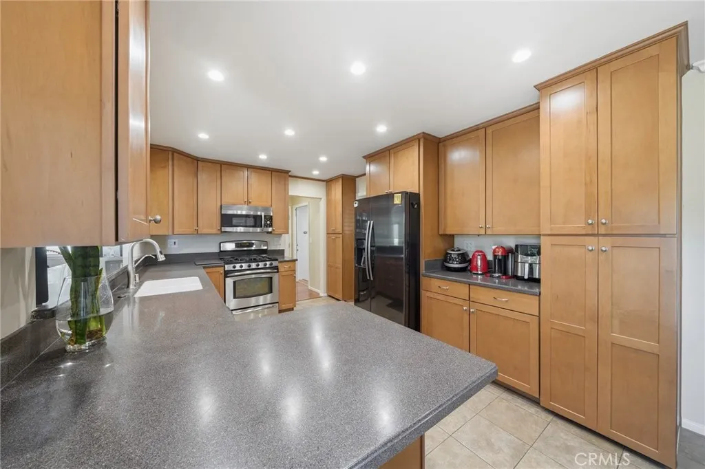 Additional image 42 of 177 N Evelyn Dr, Anaheim, CA 92805