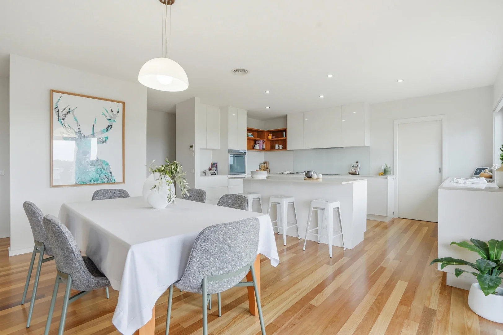 Additional image 9 of 42 Cilmery Crescent, Woodford VIC 3281