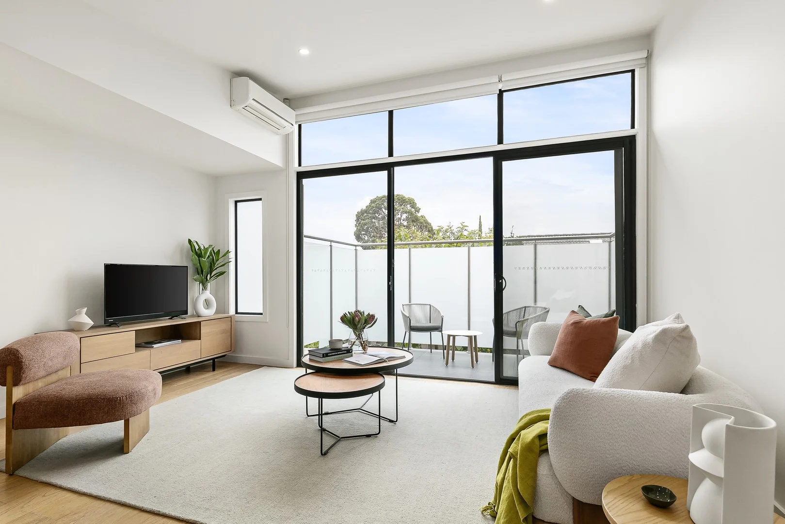 2/392 Belmore Road, Mont Albert North VIC 3129