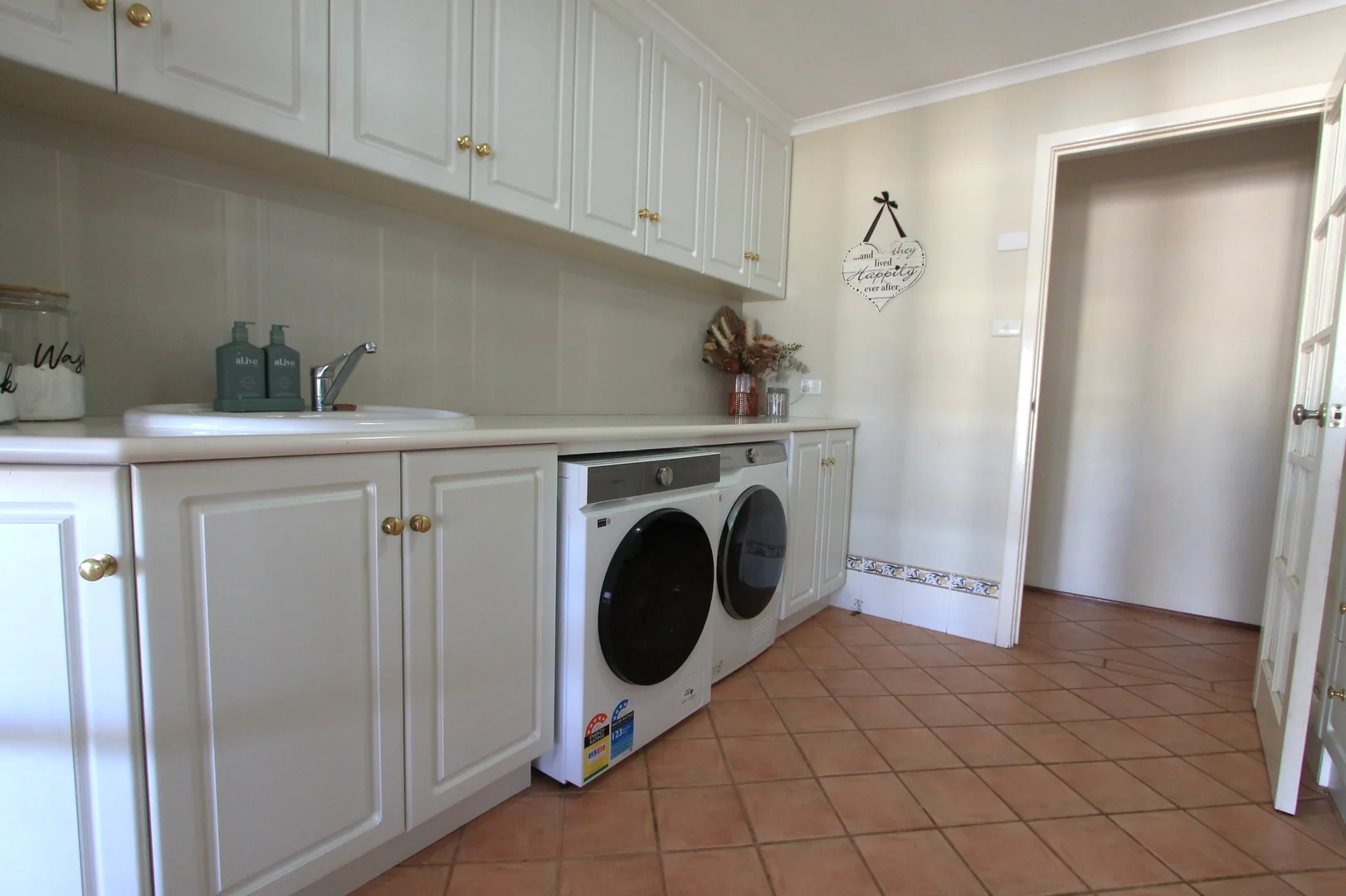 Additional image 16 of 41 Duff Street, Merredin WA 6415