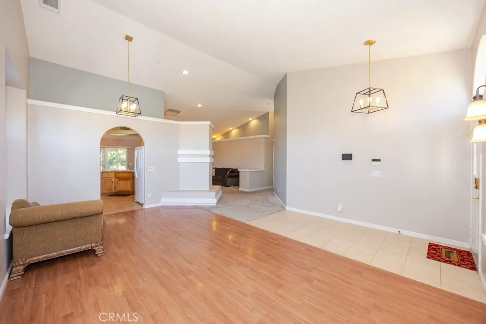 Additional image 38 of 7084 Aster Rd, Oak Hills, CA 92344