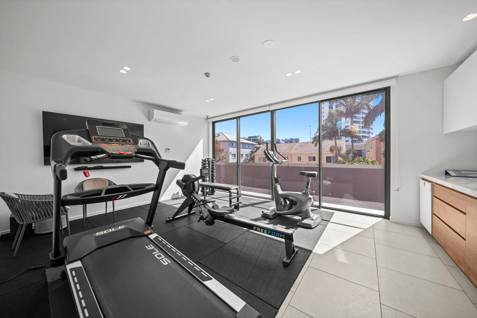 Additional image 34 of 401/286 Marine Parade, Labrador QLD 4215