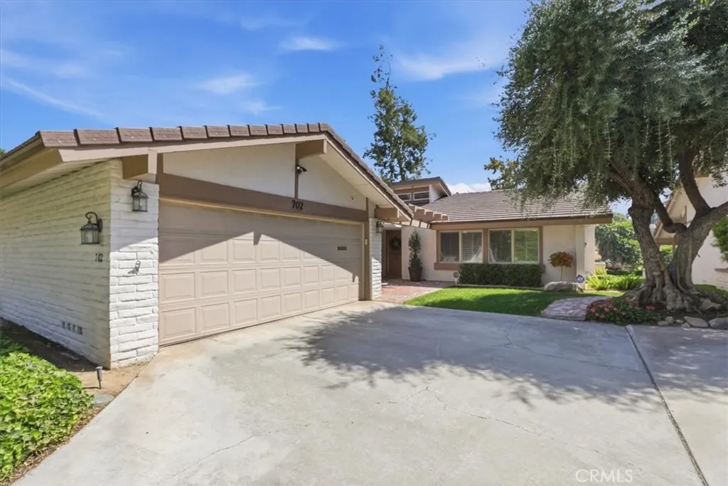 Additional image 5 of 702 Via Zapata, Riverside, CA 92507