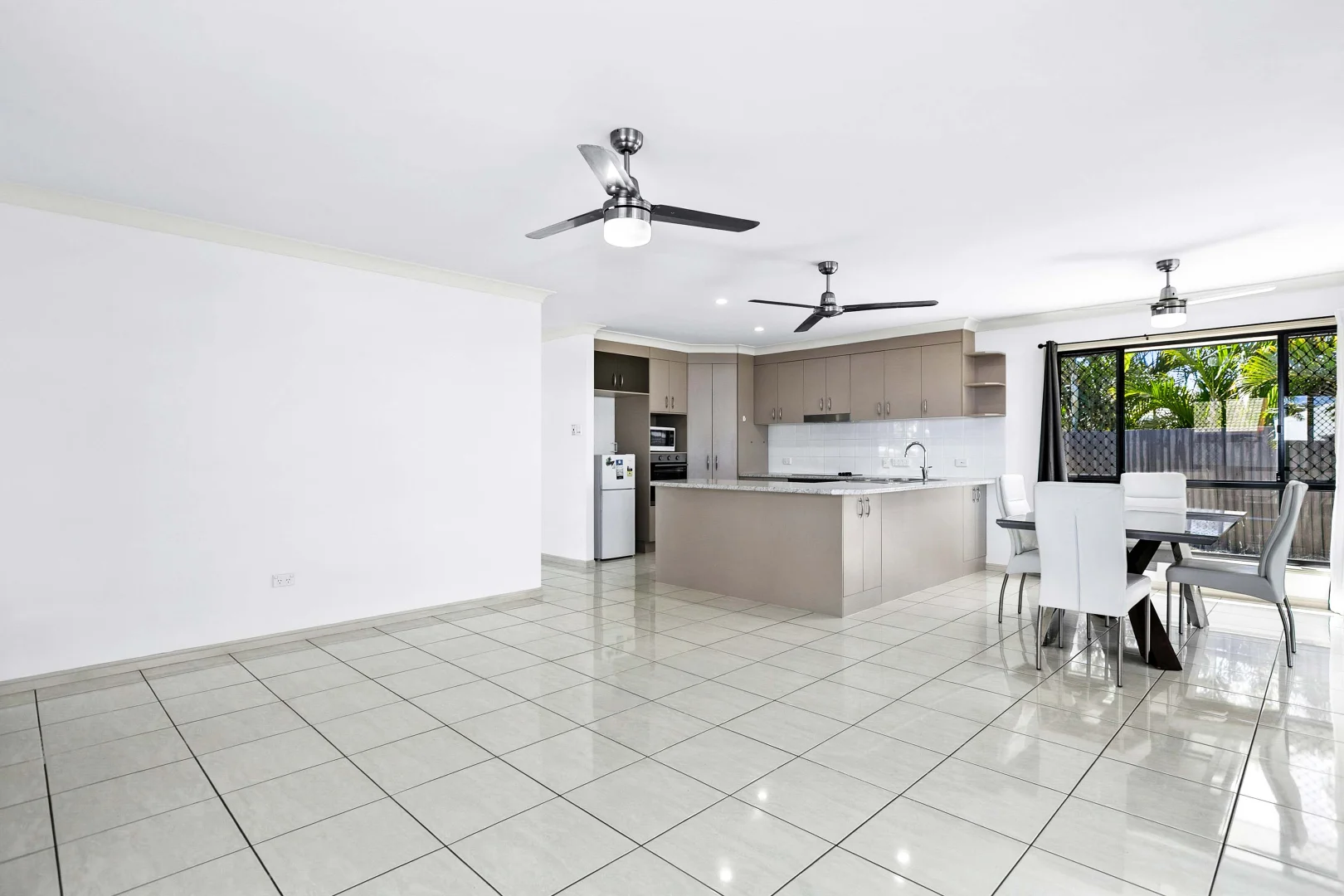 Additional image 6 of 2/22 Northshore Ave, Toogoom QLD 4655