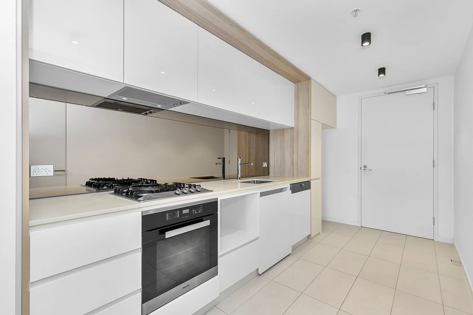 Additional image 6 of 2213/3 Yarra Street, South Yarra VIC 3141