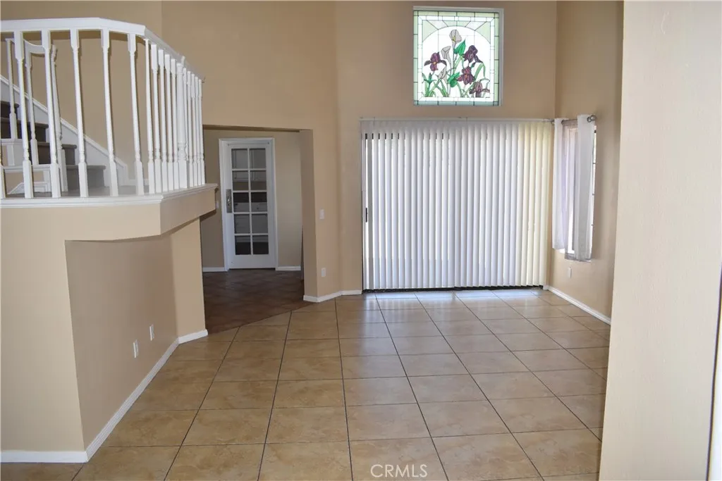 Additional image 7 of 325 Rainbow Ter, Palmdale, CA 93551