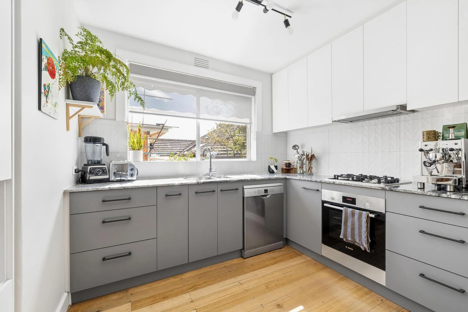 Additional image 5 of 2/77 Pakington Street, Kew VIC 3101