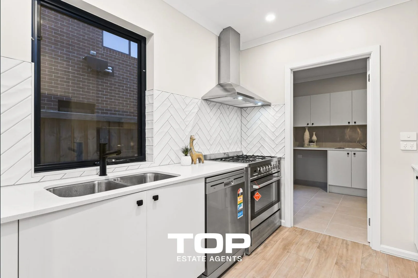 Additional image 6 of 49 Twynam Road, Clyde North VIC 3978