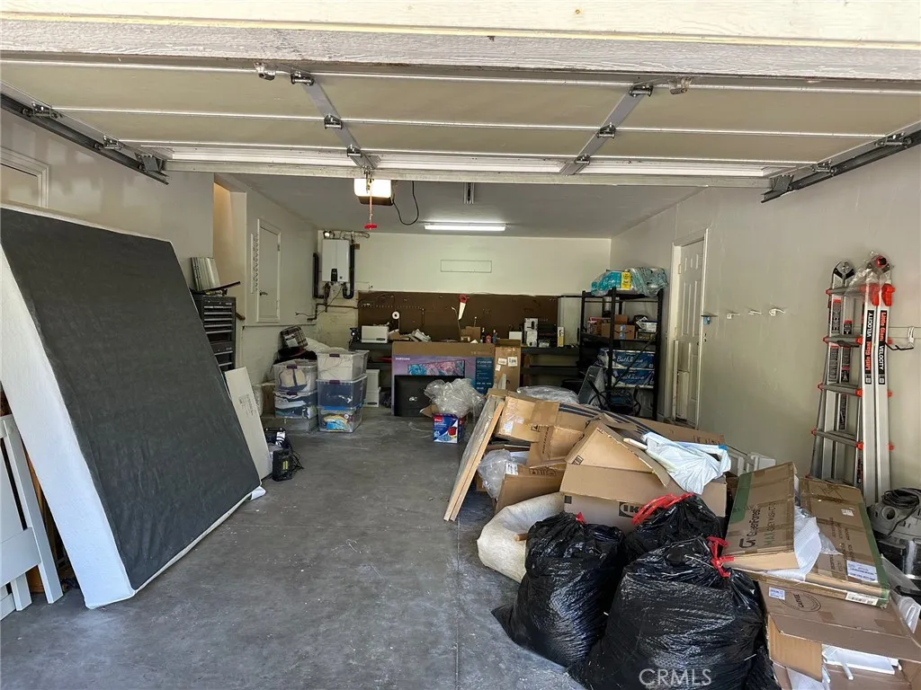 2551 Rim Of The World Drive, Running Springs, CA 92382