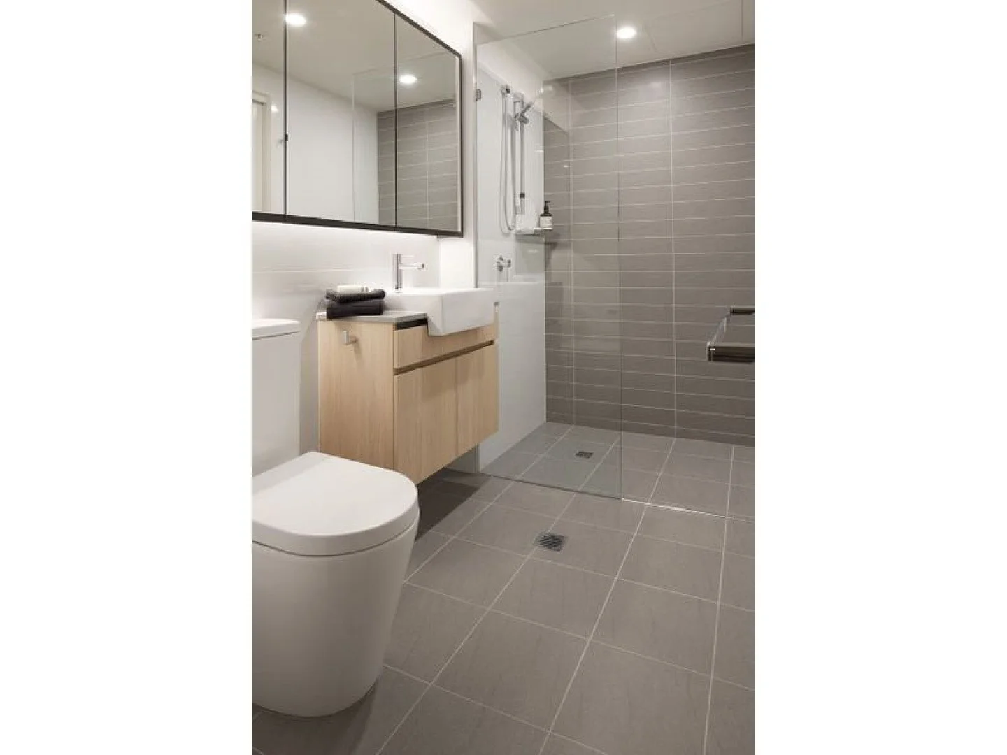 Additional image 8 of ID:21173288/70 Longland Street, Newstead QLD 4006