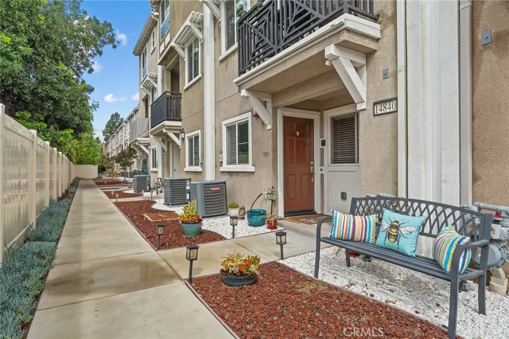 Additional image 29 of 14840 Maple Ter, Los Angeles, CA 91402