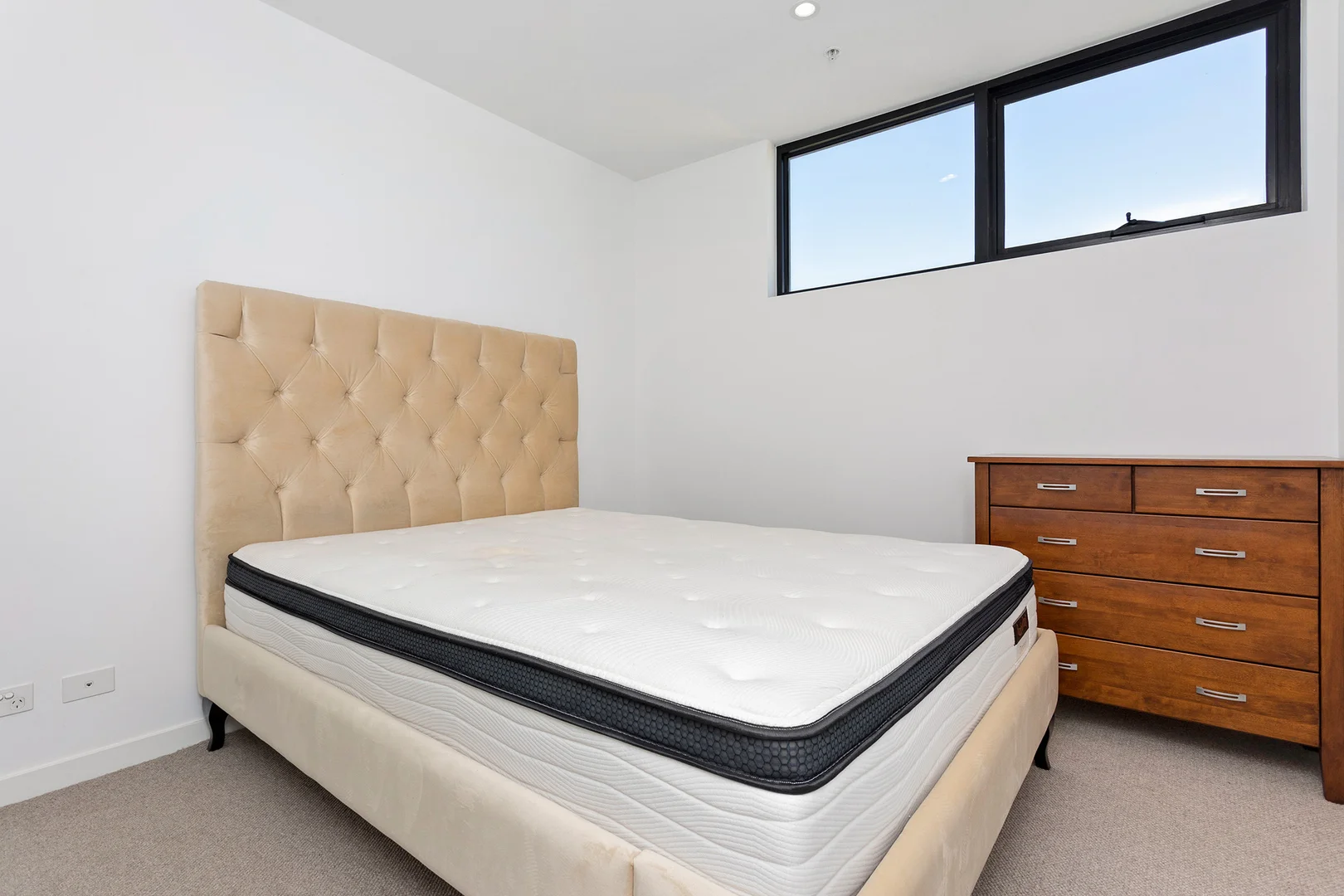Additional image 3 of 205/76 Barkly Street, St Kilda VIC 3182