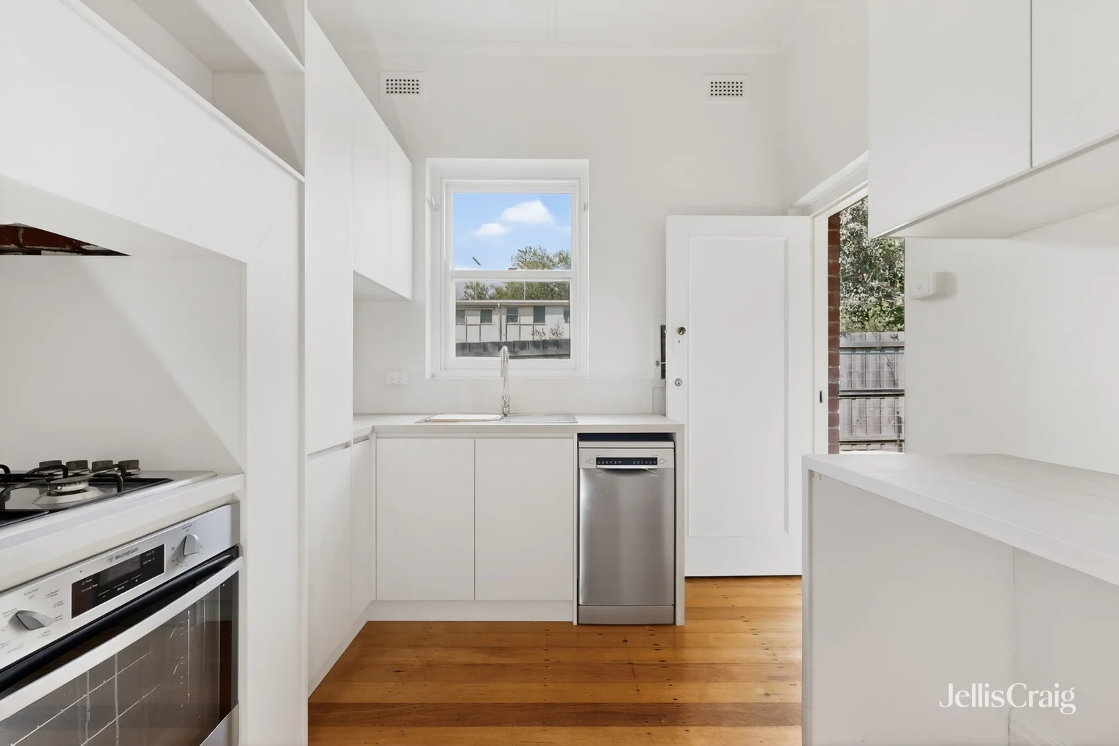 Additional image 2 of 1 Loch Rae Court, Hawthorn VIC 3122