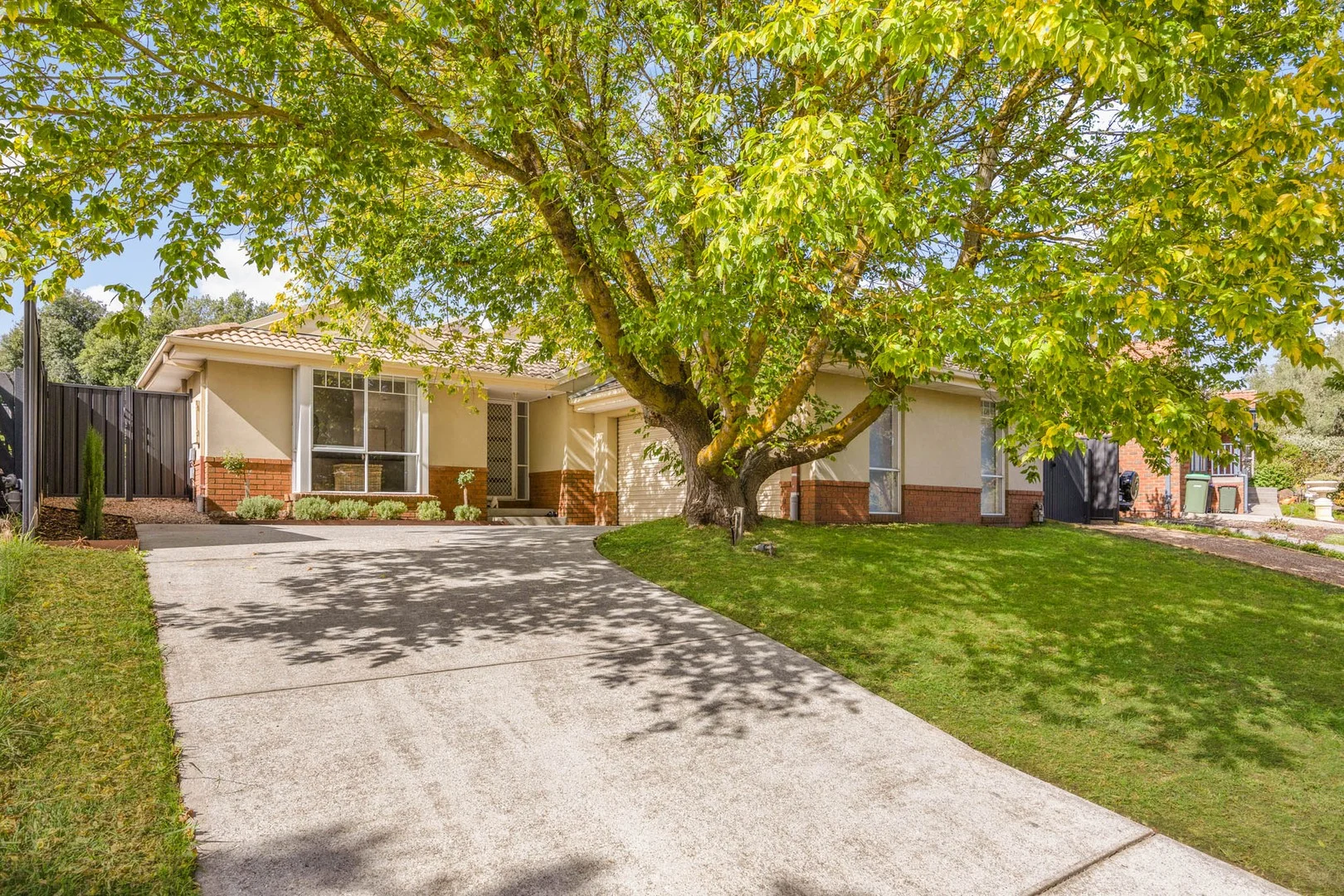 44 The Boulevard, Gisborne VIC 3437