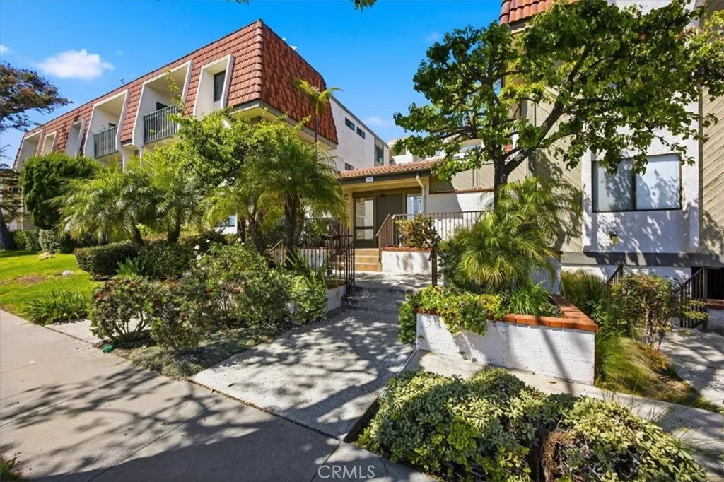 Additional image 30 of 215 W Palm Avenue Unit 301, El Segundo, CA 90245