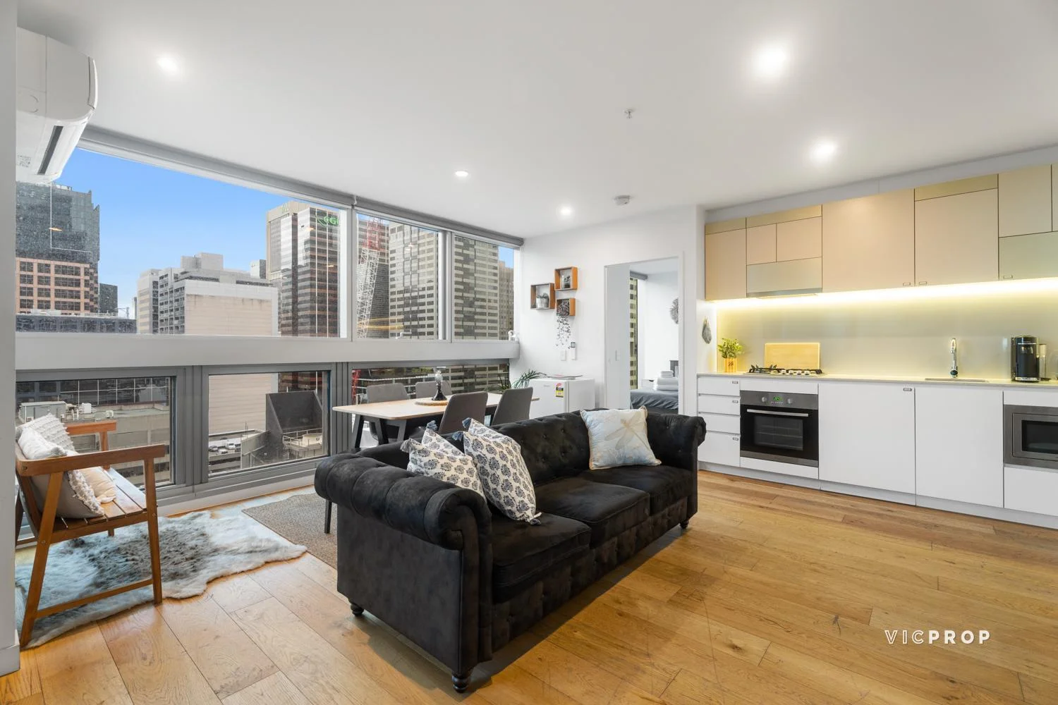 1802/38 Rose Lane, Melbourne VIC 3000