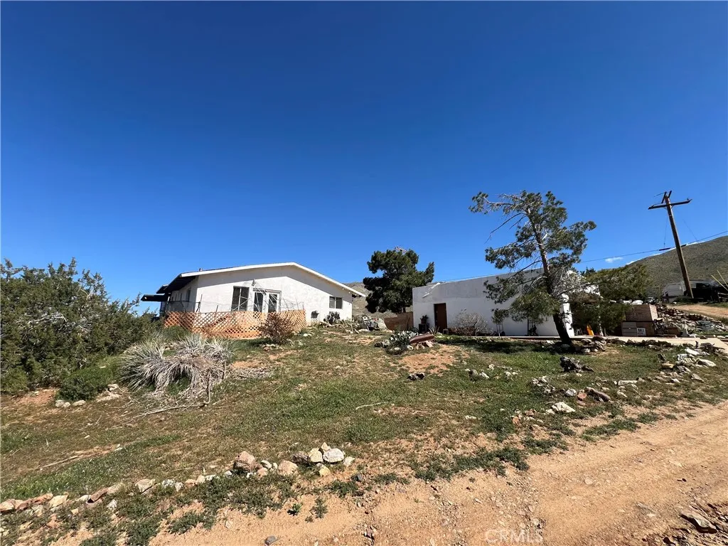 20474 Gemmill Rd, Apple Valley, CA 92308