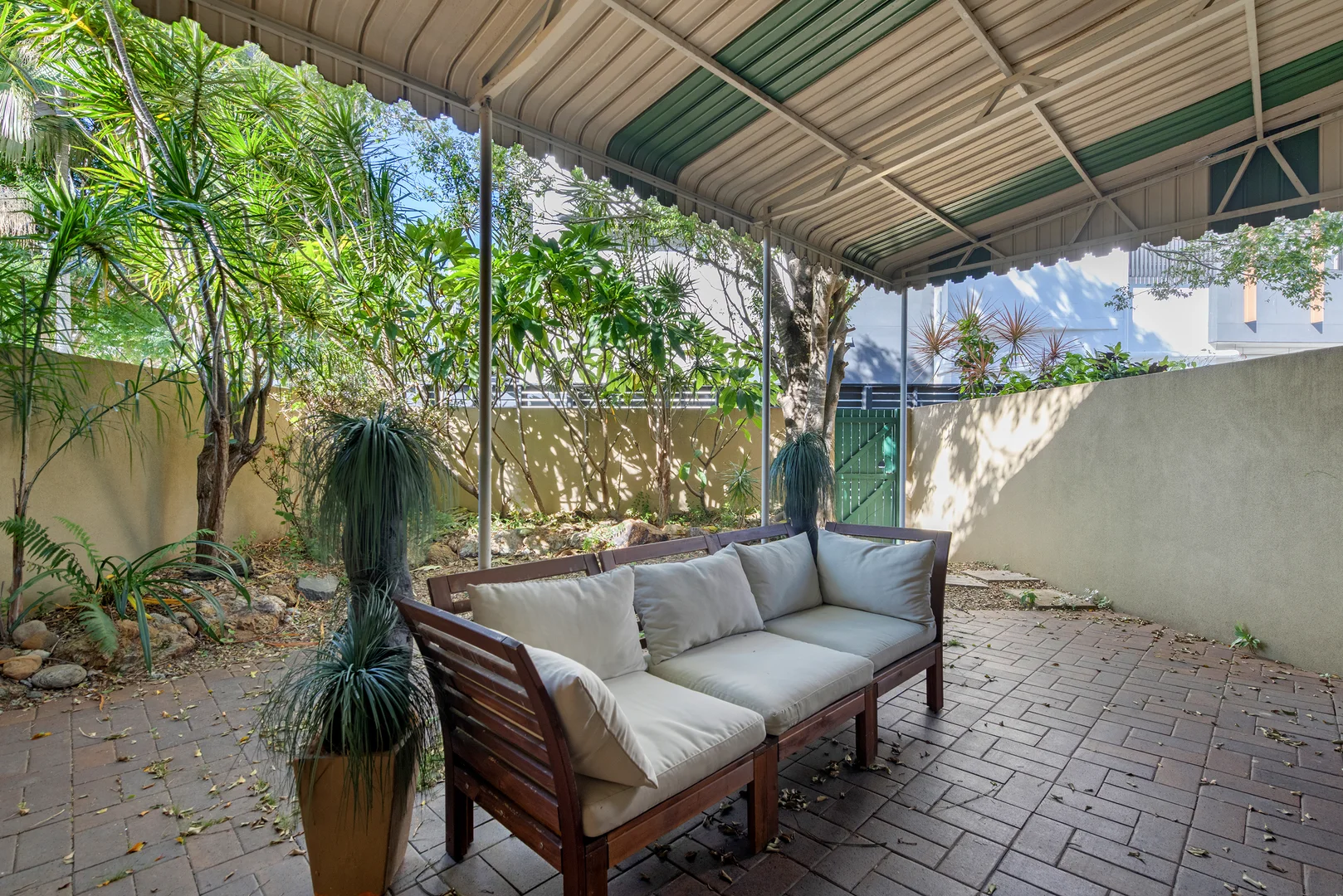 Additional image 4 of 3/11 Hooker Boulevard, Broadbeach Waters QLD 4218