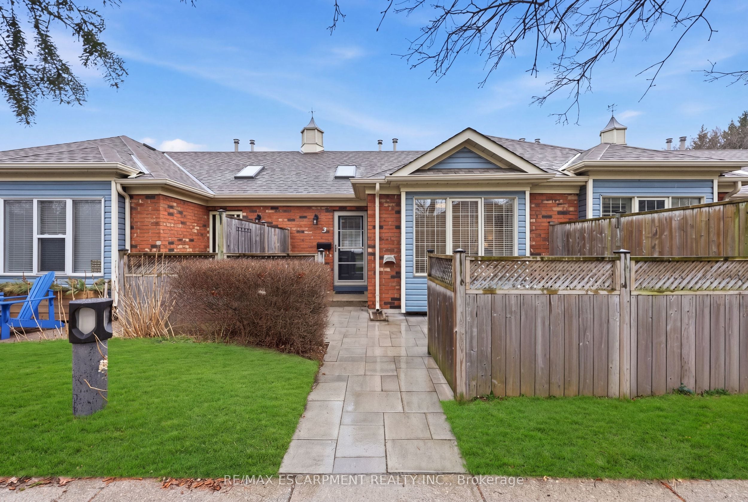 Additional image 2 of 175 Fiddlers Green Road, Hamilton, ON, L9G 4X7