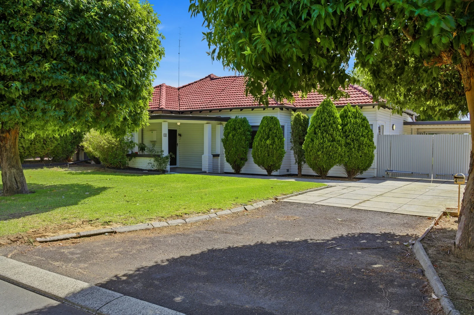 Additional image 39 of 4 Sir James Avenue, Harvey WA 6220