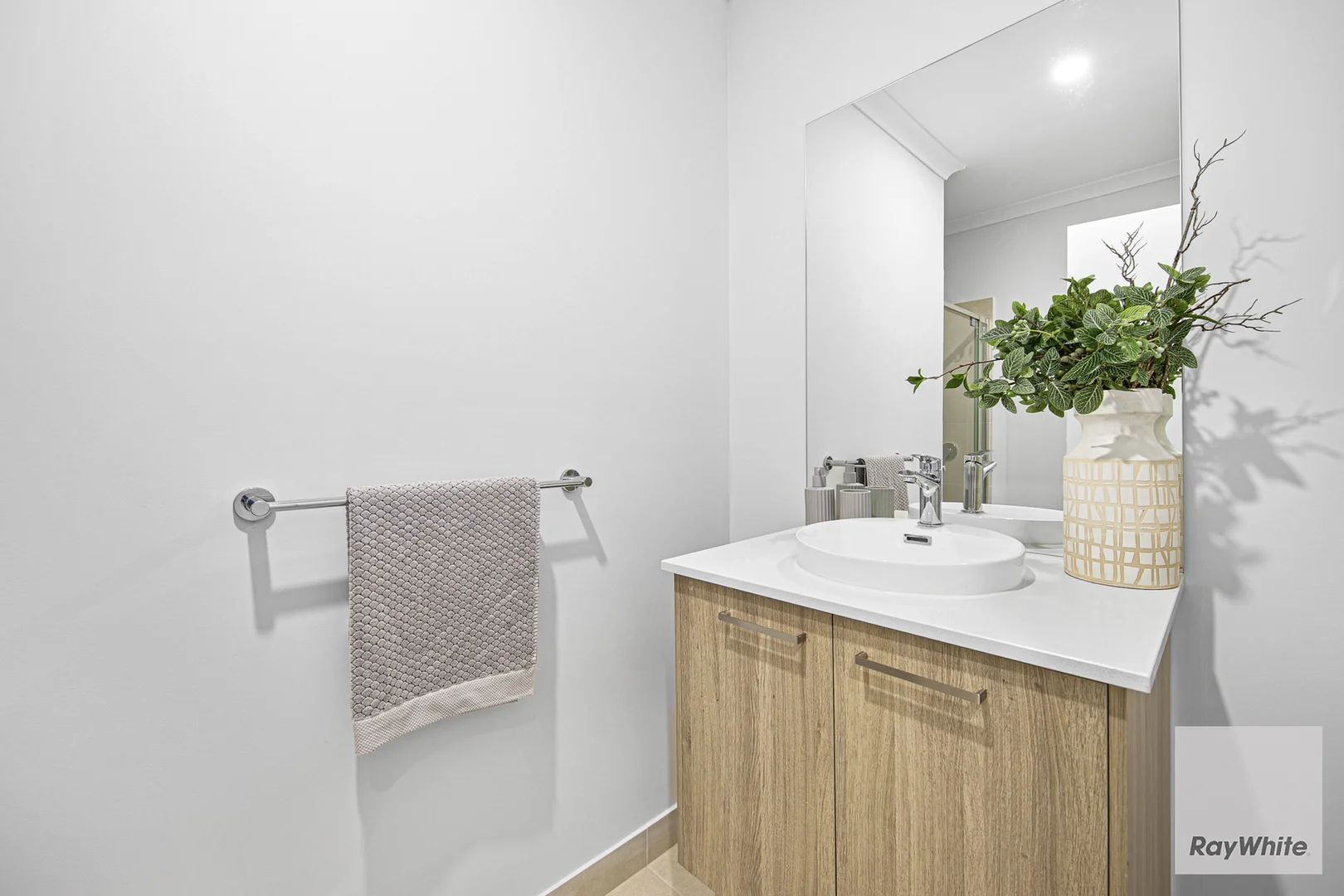 Additional image 9 of 7 Homebush Esplanade, Fraser Rise VIC 3336