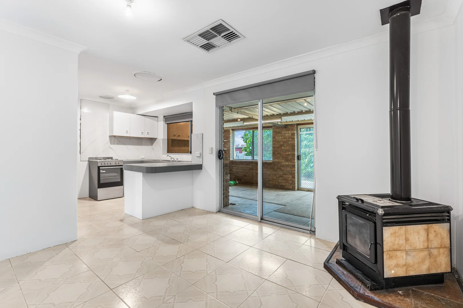 Additional image 11 of 4 Barge Court, Armadale WA 6112