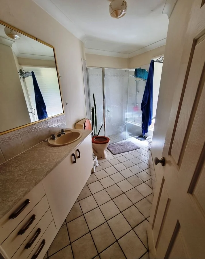 Additional image 6 of 239 Kremzow Rd, Cashmere QLD 4500
