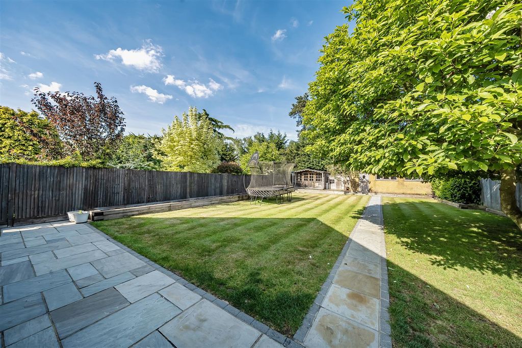 Additional image 5 of 4 bed detached house for saleWest Farm Close, Ashtead KT21
