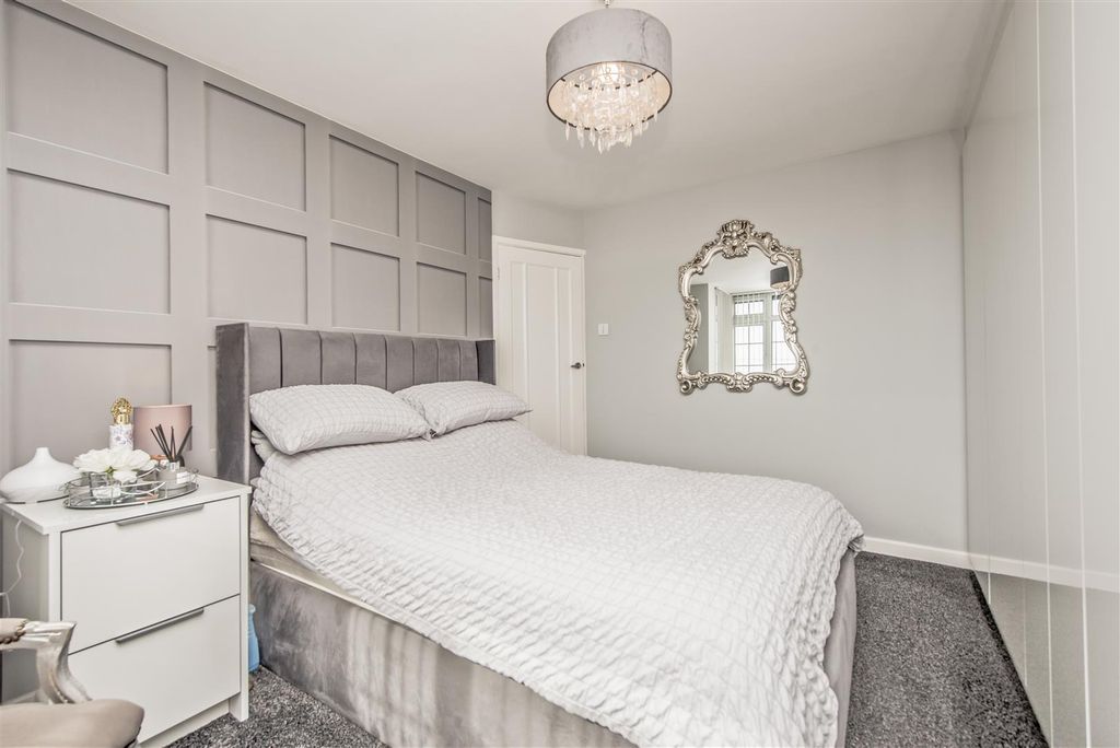 Additional image 20 of 3 bed semi-detached house for saleWhitehall Road, Wortley, Leeds LS12