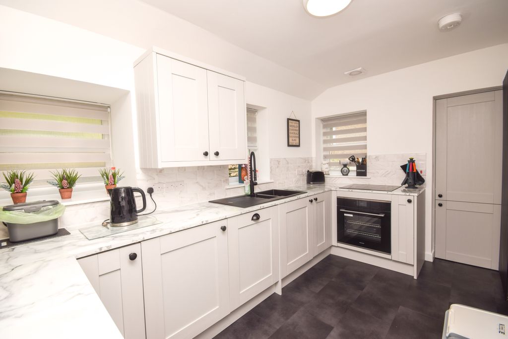 Additional image 2 of 3 bed terraced house for saleCasa Mia, 217 High Street, Auchterarder PH3