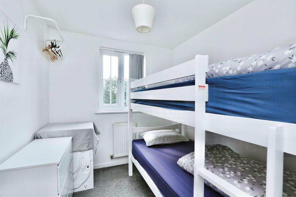 Additional image 9 of 2 bed flat for salePrimrose Place, Bessacarr, Doncaster DN4