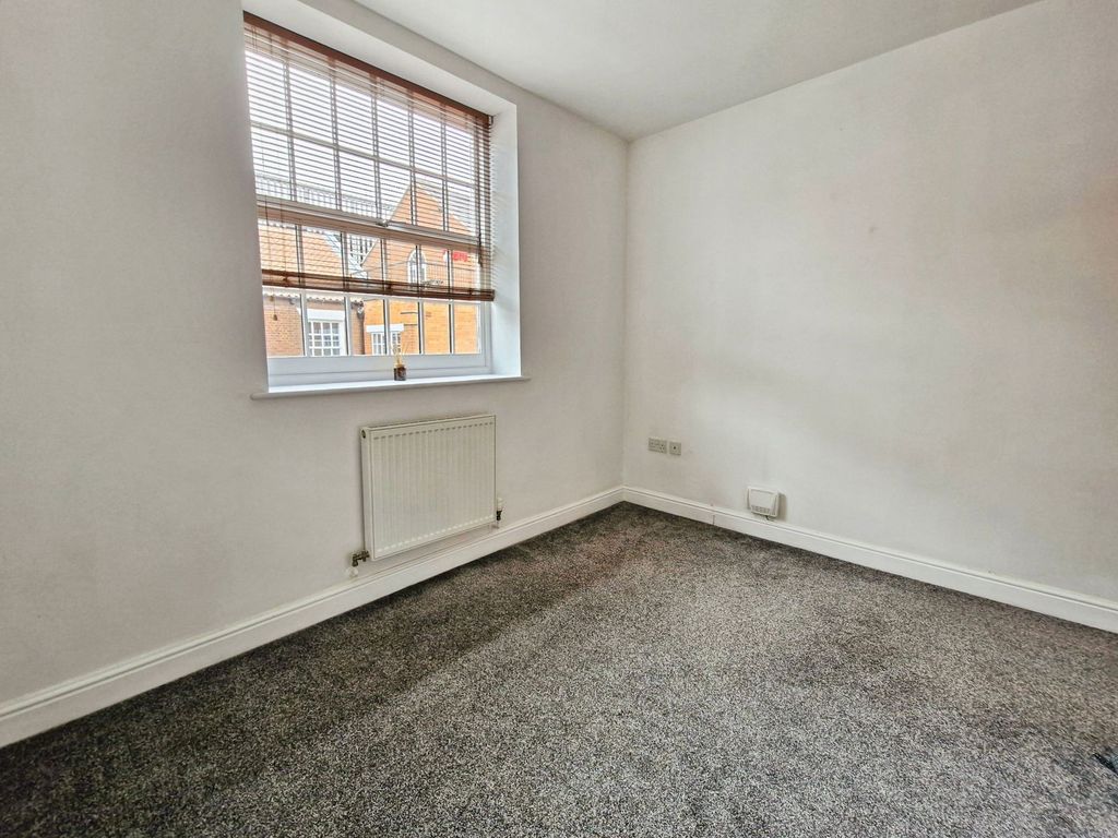 Additional image 6 of 3 bed flat for saleFlemingate Court, Beverley HU17