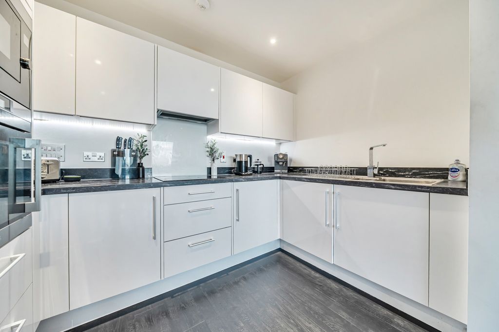 Additional image 11 of 2 bed flat for saleRegal Walk, Bexleyheath DA6