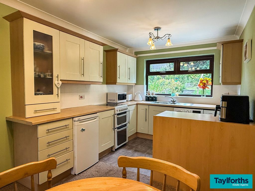 Additional image 3 of 2 bed detached bungalow for saleYork Fields, Barnoldswick BB18