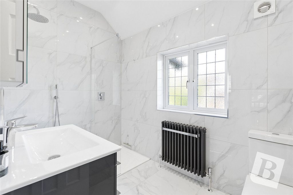 Additional image 17 of 6 bed detached house for saleElm Grove, Emerson Park RM11