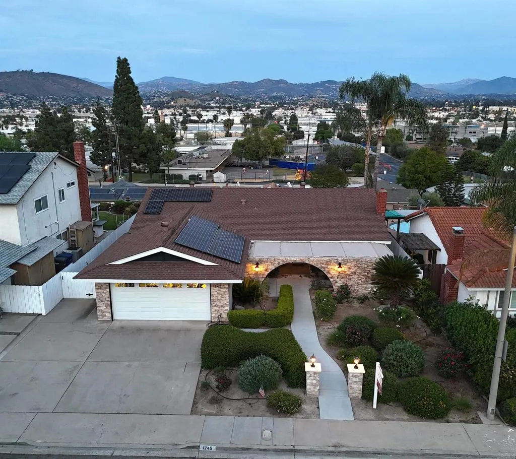 1245 Eastside Road, El Cajon, CA 92020 photo 2