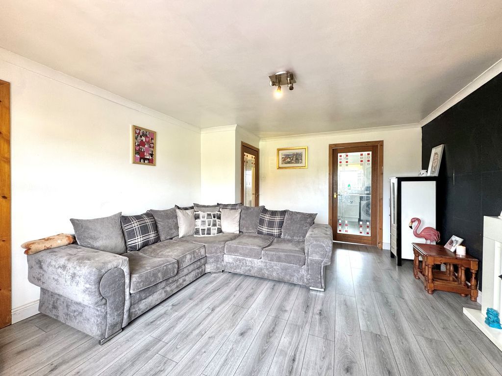 Additional image 4 of 2 bed flat for saleLow Road, Ayr KA8
