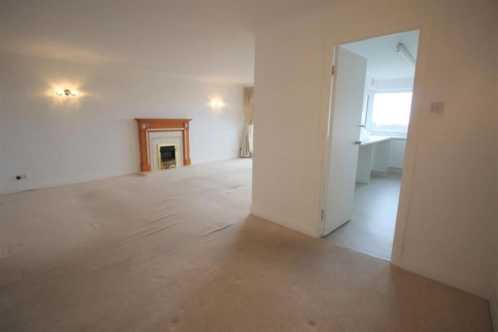 Additional image 6 of 2 bed flat for saleNorth Promenade, St. Annes, Lytham St. Annes FY8