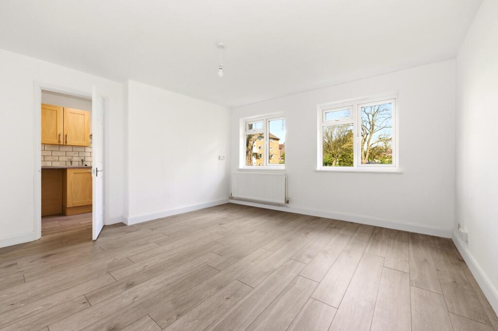 Additional image 3 of The Ridgeway, St. Albans, Hertfordshire, AL4