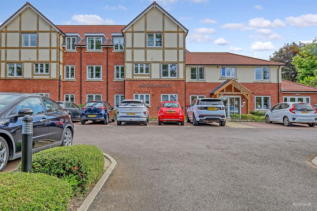Additional image 18 of 1 bed flat for saleLaindon Road, Billericay CM12