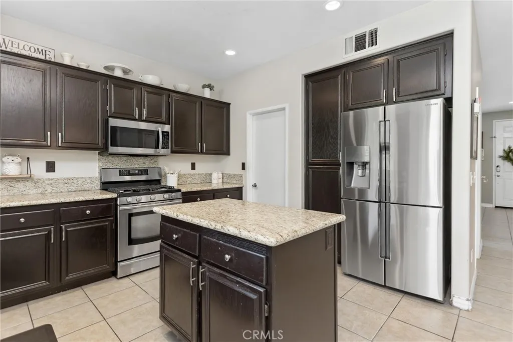 Additional image 63 of 33413 Wallace Way, Yucaipa, CA 92399