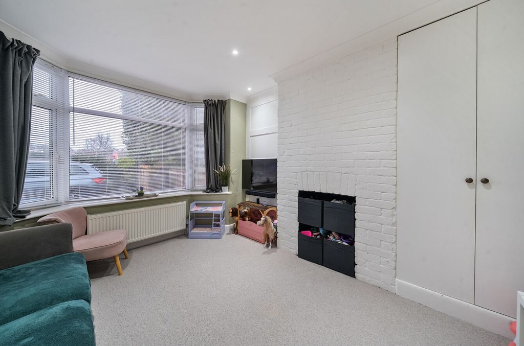 Additional image 6 of 4 bed semi-detached house for saleWhitedown Lane, Alton GU34